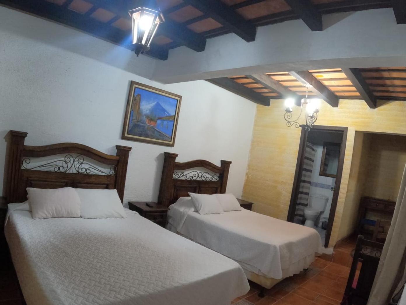 Hotel El Mirador Anexo 1 Santa Lucía Milpas Altas Chambre photo