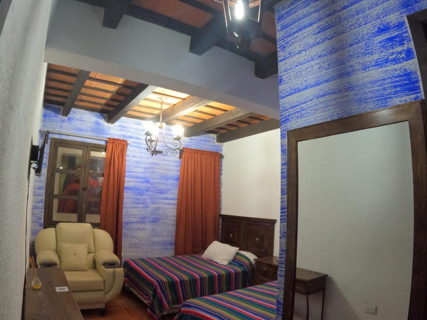 Hotel El Mirador Anexo 1 Santa Lucía Milpas Altas Chambre photo